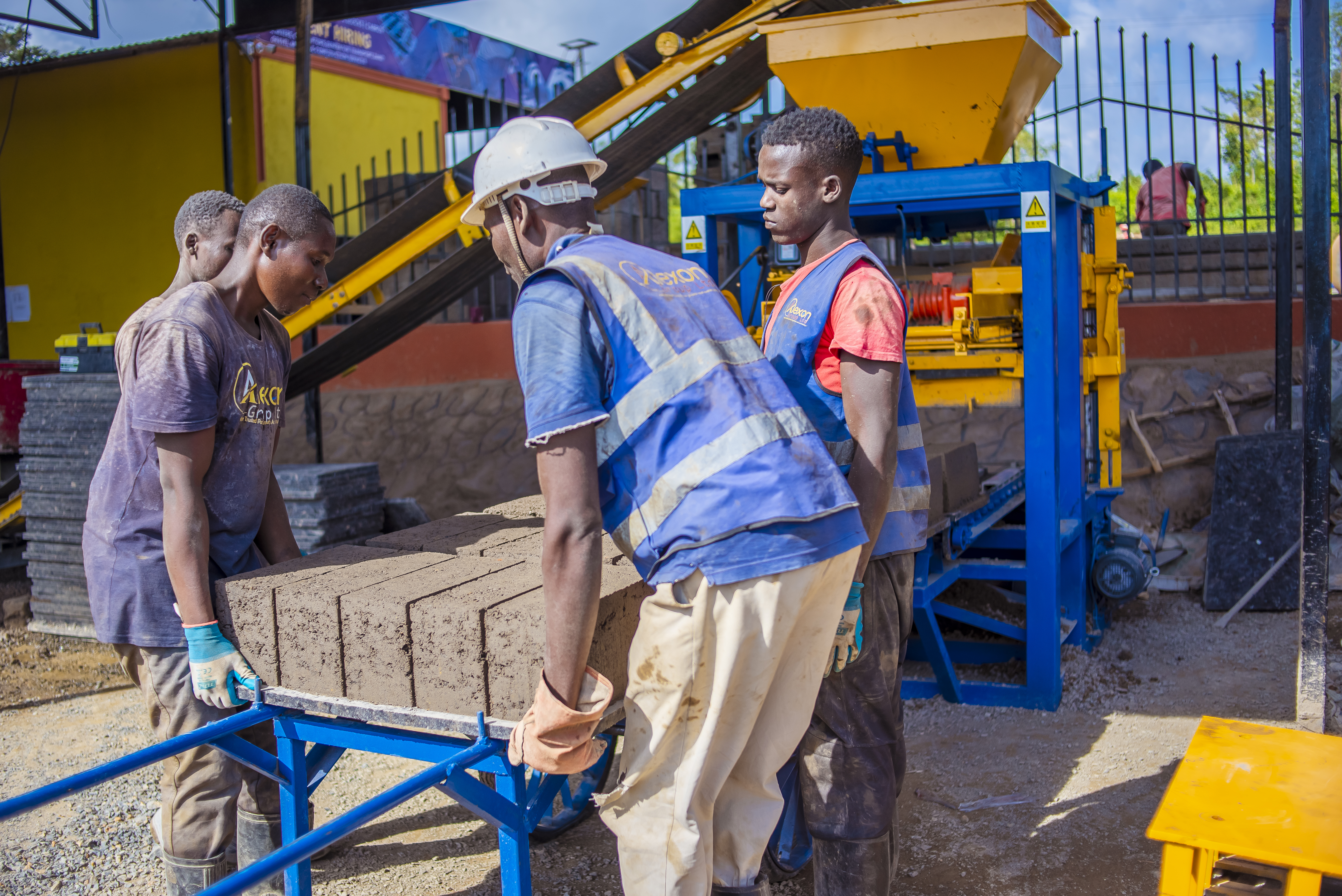 Logistics & Supply Chain